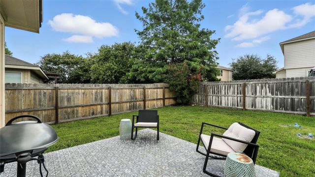 427 Roadrunner Ave, New Braunfels, TX 78130