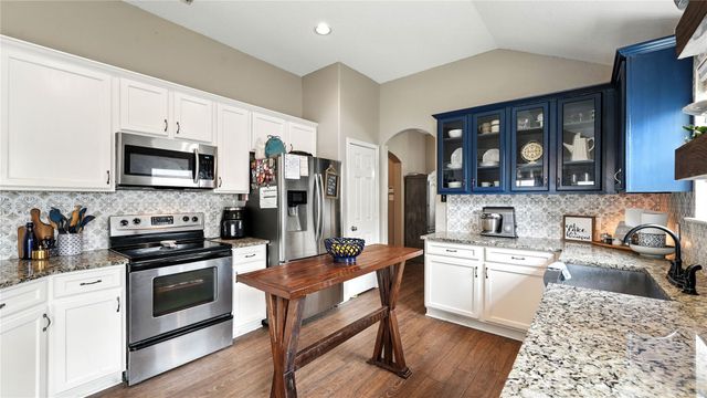 427 Roadrunner Ave, New Braunfels, TX 78130