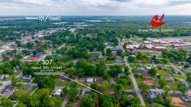 307 W 5th Street, Grove, OK 74344