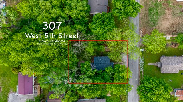 307 W 5th Street, Grove, OK 74344