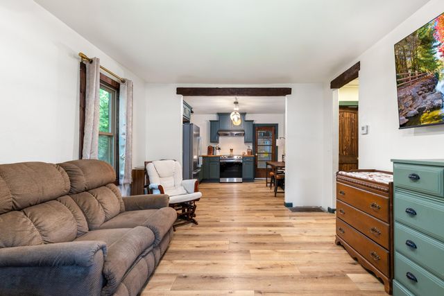 307 W 5th Street, Grove, OK 74344