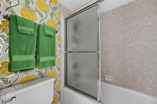 6012 W PEPPERTREE WAY 227B, Sarasota, FL 34242