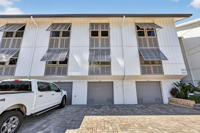 6012 W PEPPERTREE WAY 227B, Sarasota, FL 34242