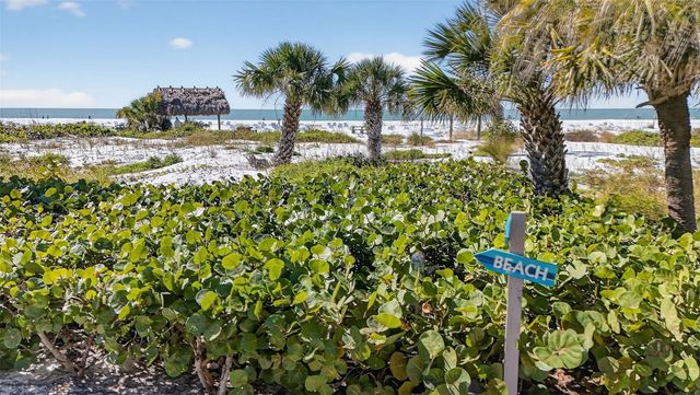 6012 W PEPPERTREE WAY 227B, Sarasota, FL 34242