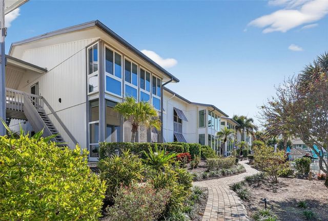 6012 W PEPPERTREE WAY 227B, Sarasota, FL 34242