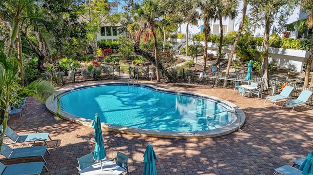 6012 W PEPPERTREE WAY 227B, Sarasota, FL 34242