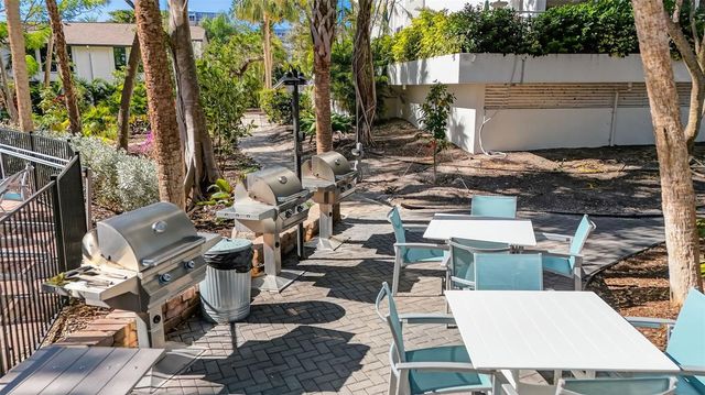 6012 W PEPPERTREE WAY 227B, Sarasota, FL 34242