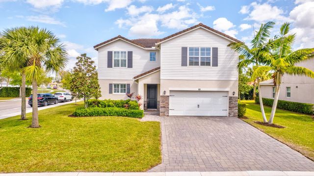 92 Palmetto Ln, Royal Palm Beach, FL 33411