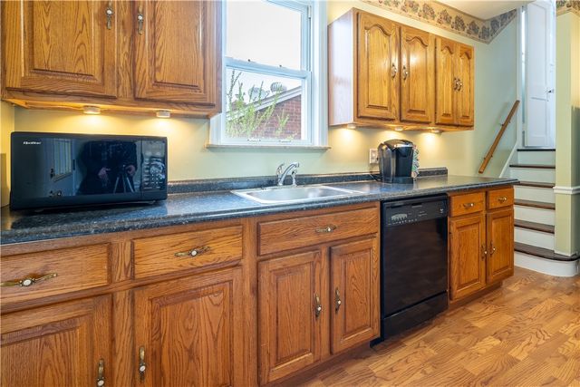 2710 Philadelphia Ave, Dormont, PA 15216