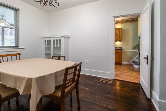 2710 Philadelphia Ave, Dormont, PA 15216