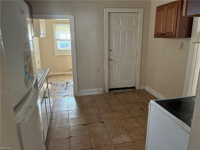 3115 Roanoke AVE, Newport News, VA 23607