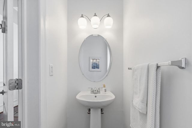 6622 LINCOLN DR, Philadelphia, PA 19119