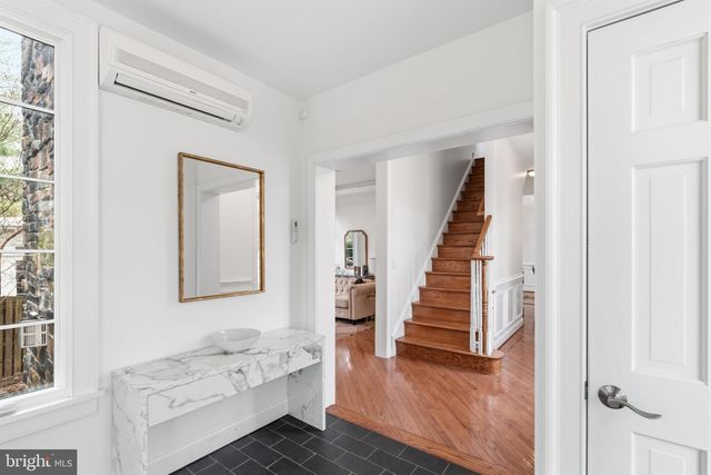 6622 LINCOLN DR, Philadelphia, PA 19119