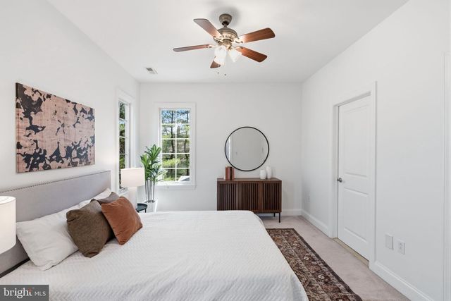 6622 LINCOLN DR, Philadelphia, PA 19119