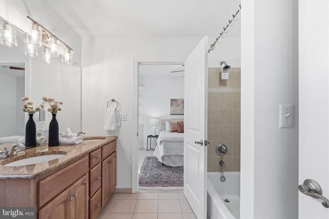 6622 LINCOLN DR, Philadelphia, PA 19119