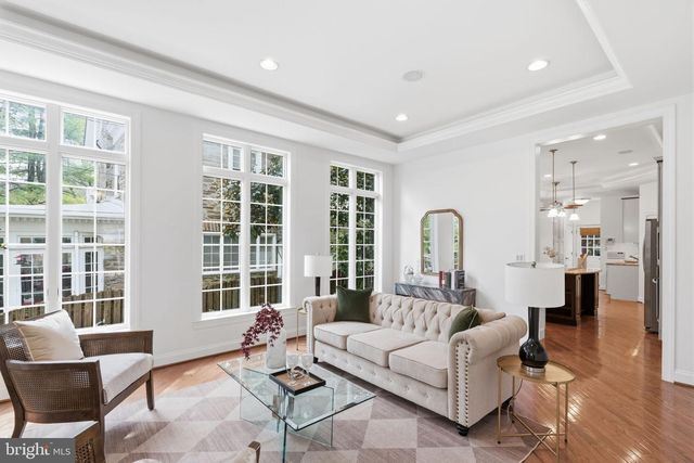 6622 LINCOLN DR, Philadelphia, PA 19119