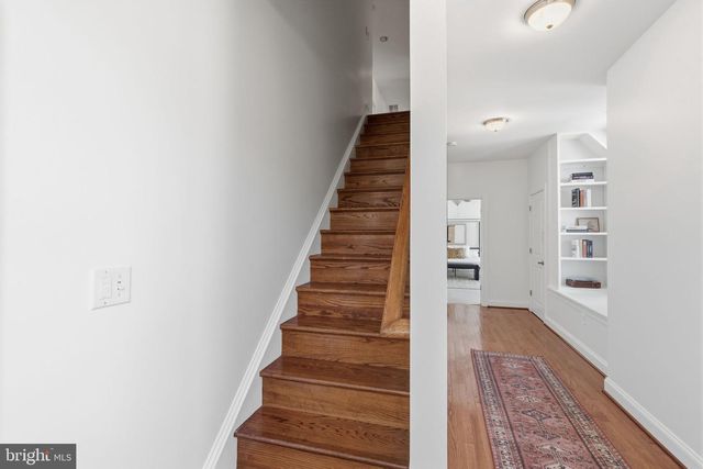 6622 LINCOLN DR, Philadelphia, PA 19119