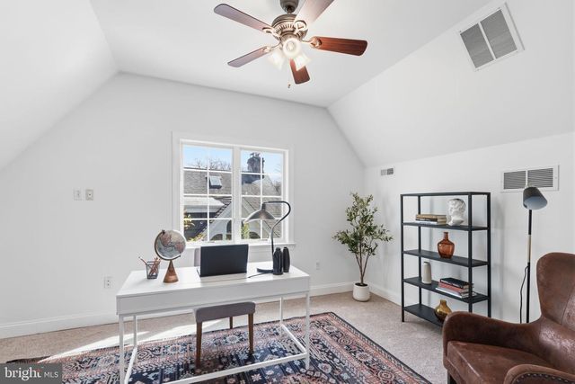 6622 LINCOLN DR, Philadelphia, PA 19119