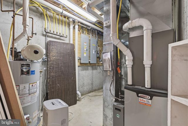 6622 LINCOLN DR, Philadelphia, PA 19119