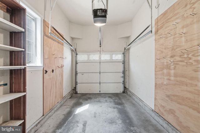 6622 LINCOLN DR, Philadelphia, PA 19119