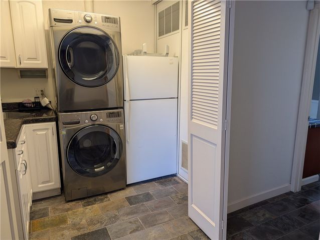 1451 3rd Street, Manhattan Beach, CA 90266