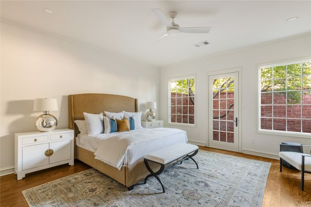 7842 Caruth Court, Dallas, TX 75225