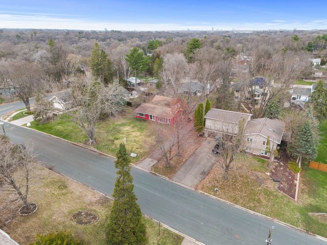 1400 Bliss Lane, Bloomington, MN 55431