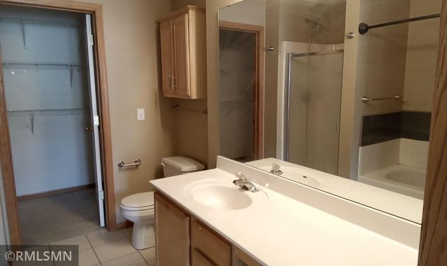 5050 Holly Lane N 807, Plymouth, MN 55446