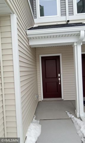 5050 Holly Lane N 807, Plymouth, MN 55446