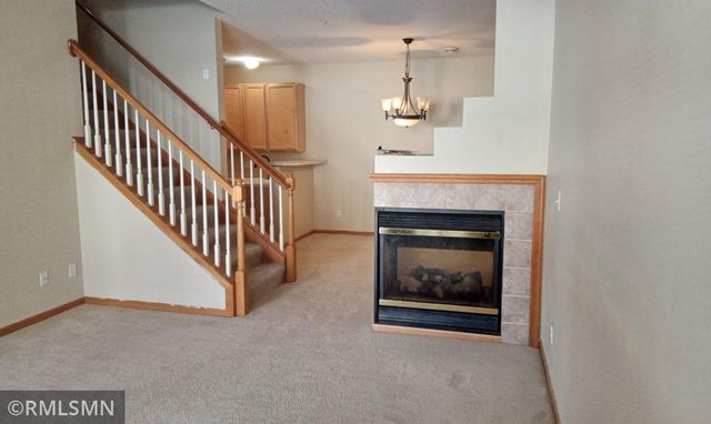 5050 Holly Lane N 807, Plymouth, MN 55446