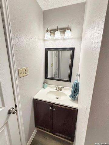 4162 Frontier Sun, San Antonio, TX 78244