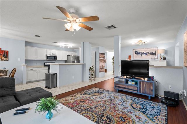 1512 Dillon Lake BND, Leander, TX 78641