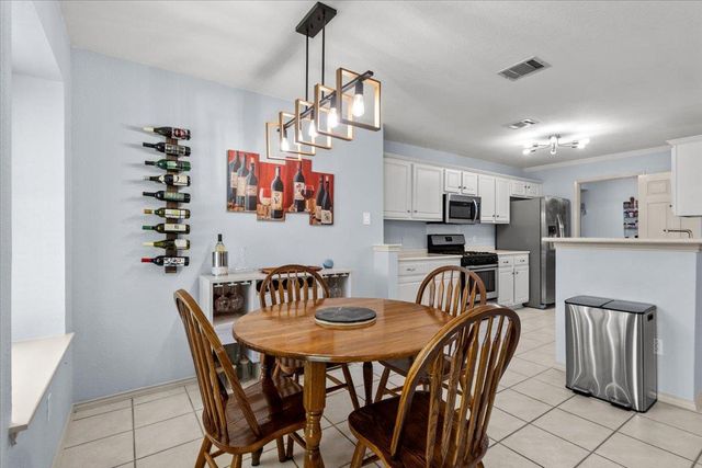1512 Dillon Lake BND, Leander, TX 78641