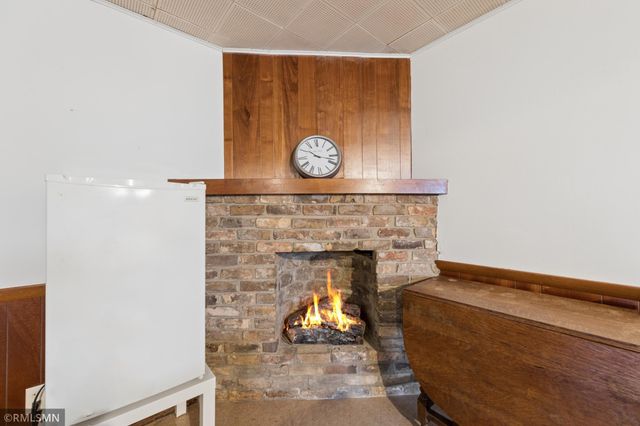 8238 Oakland Avenue S, Bloomington, MN 55420