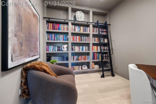 3026 Heron French Provincial, Bloomfield Hills, MI 48302