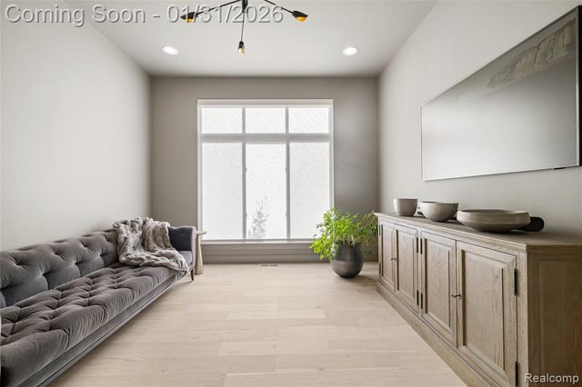 3026 Heron French Provincial, Bloomfield Hills, MI 48302