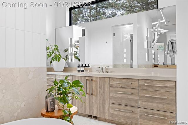 3026 Heron French Provincial, Bloomfield Hills, MI 48302