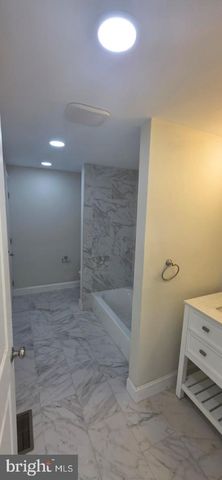 1755 S TAYLOR ST, Philadelphia, PA 19145