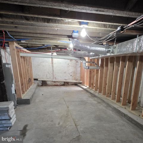 1755 S TAYLOR ST, Philadelphia, PA 19145