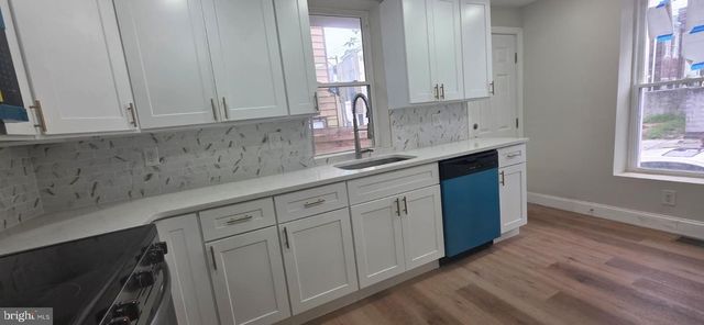 1755 S TAYLOR ST, Philadelphia, PA 19145