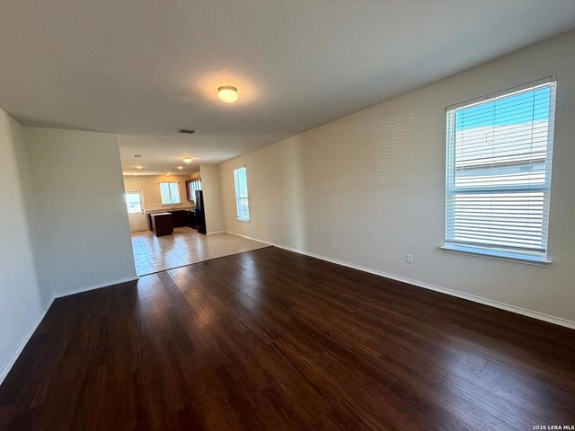 10362 McQueeney, San Antonio, TX 78252