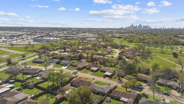 623 Spell Street, Houston, TX 77022