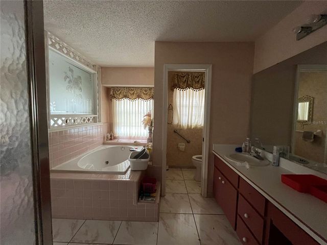 8266 AMBROSE COVE WAY, Orlando, FL 32819