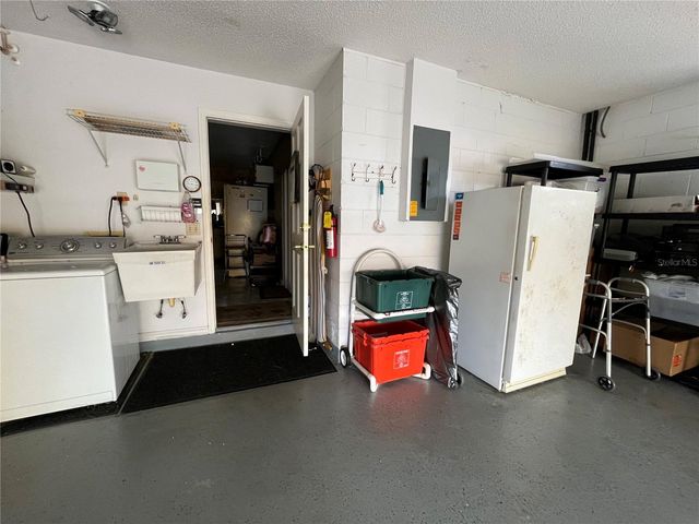 8266 AMBROSE COVE WAY, Orlando, FL 32819