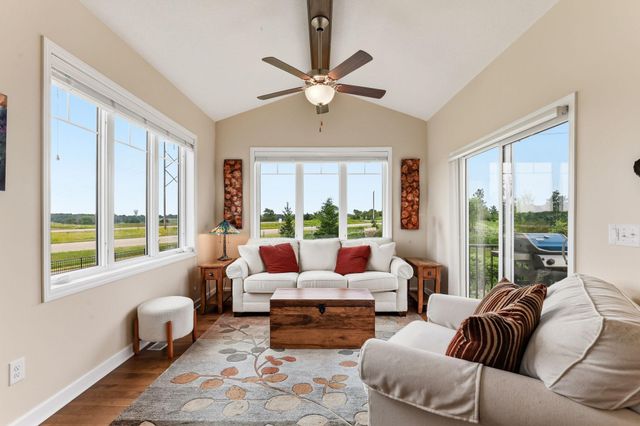 9937 8th Street N, Lake Elmo, MN 55042