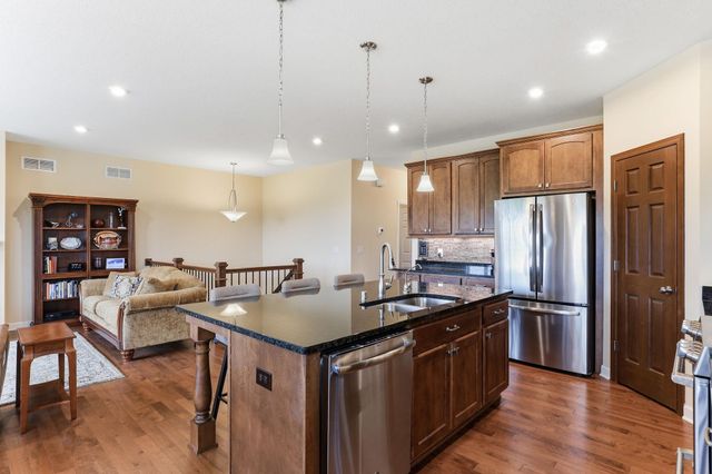 9937 8th Street N, Lake Elmo, MN 55042