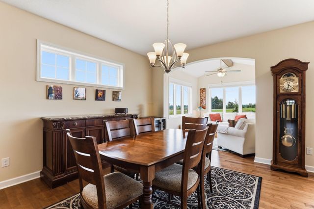 9937 8th Street N, Lake Elmo, MN 55042