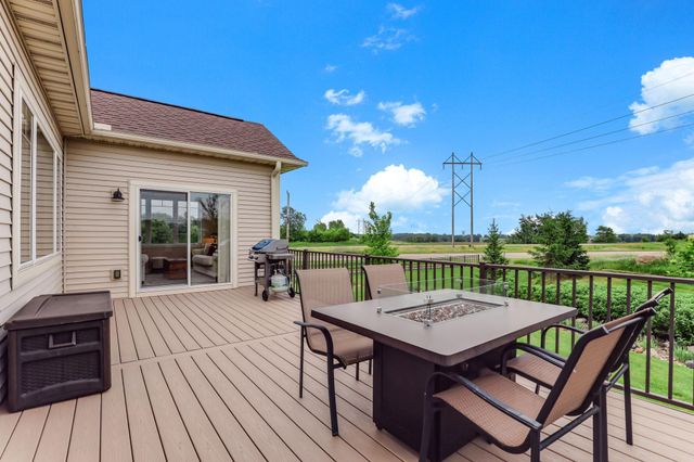 9937 8th Street N, Lake Elmo, MN 55042