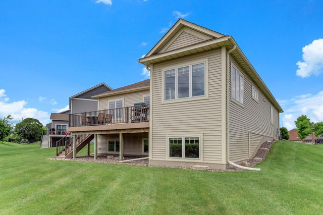 9937 8th Street N, Lake Elmo, MN 55042