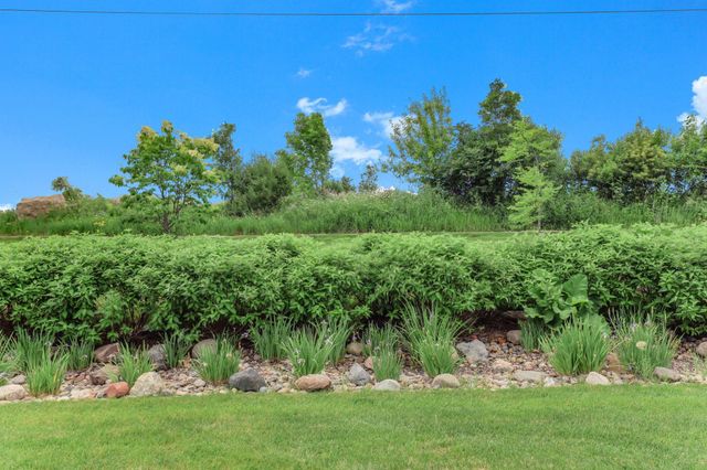 9937 8th Street N, Lake Elmo, MN 55042